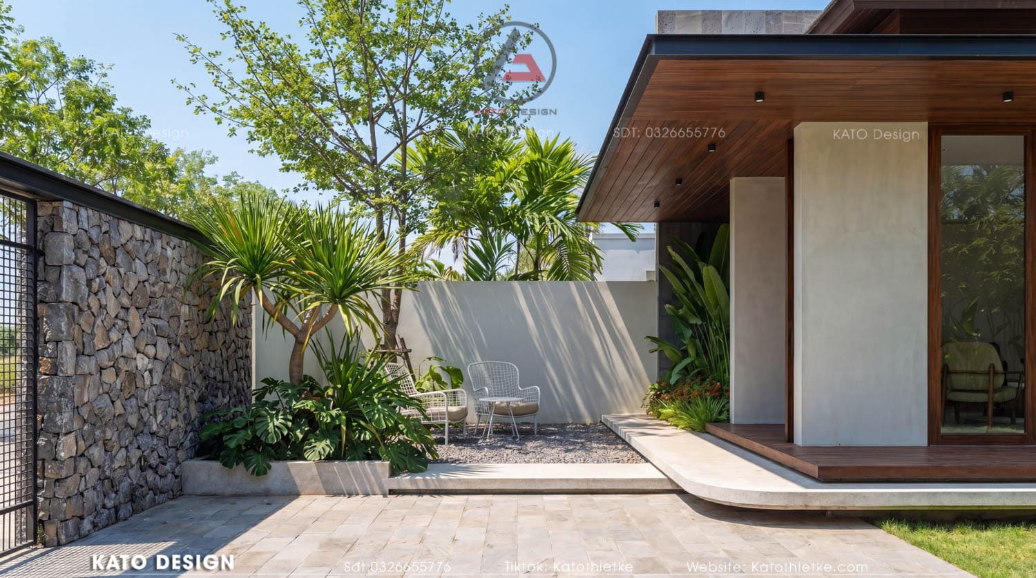 Lớp cây xanh bao quanh mặt tiền giúp ngôi nhà luôn mát và gần gũi tự nhiên Lớp cây xanh bao quanh mặt tiền giúp ngôi nhà luôn mát và gần gũi tự nhiên